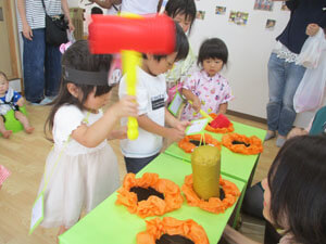 保育園の夏祭りの様子