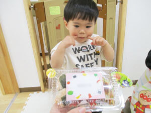 保育園でのイベント給食の様子
