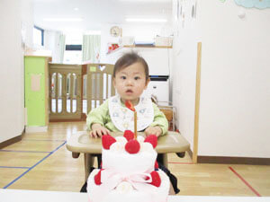 保育園での誕生日会の様子