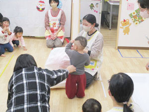 保育園のクリスマスイベントの様子