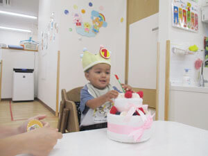 保育園でのお誕生日会の様子