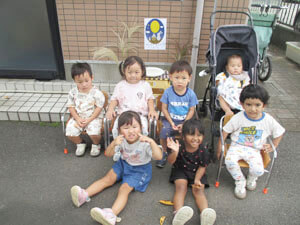 保育園児の集合写真